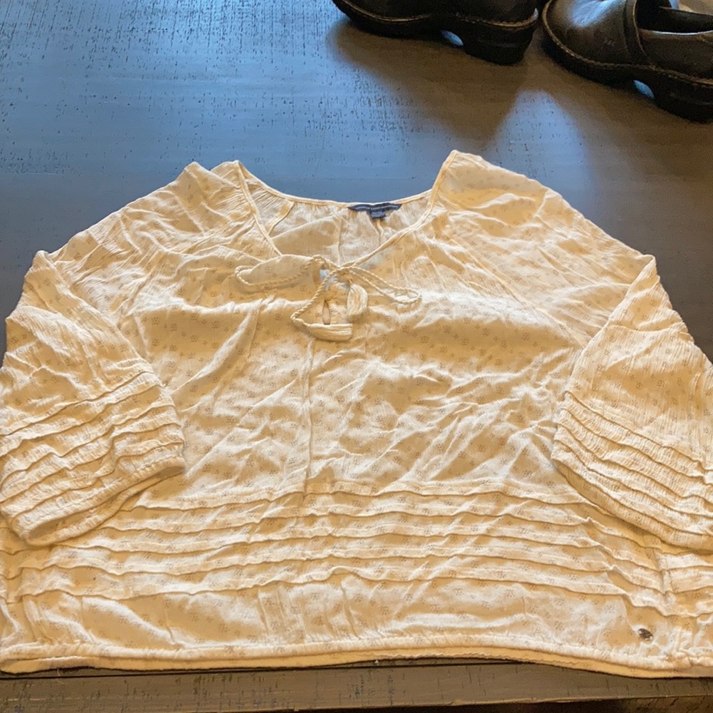American Eagle, Extra Large, Cream colored blouse